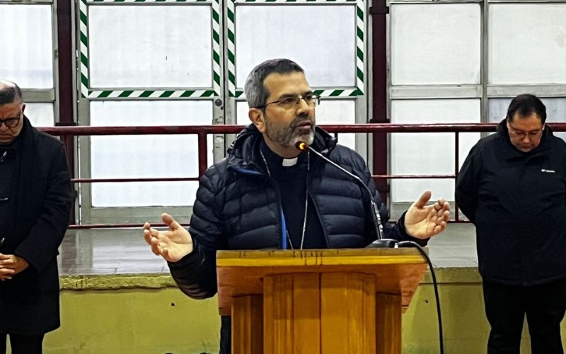 La pedagogía del corazón: Monseñor Álvaro Chordi animó el Buenos Días de la comunidad salesiana