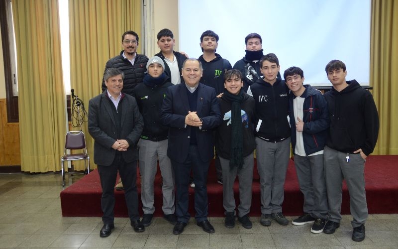 P. Nelson Moreno realiza visita inspectorial