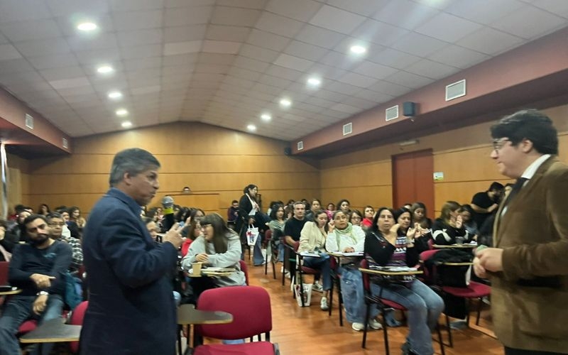Rector&iacute;a impulsa di&aacute;logo con apoderados sobre aspectos legales en educaci&oacute;n y convivencia escolar